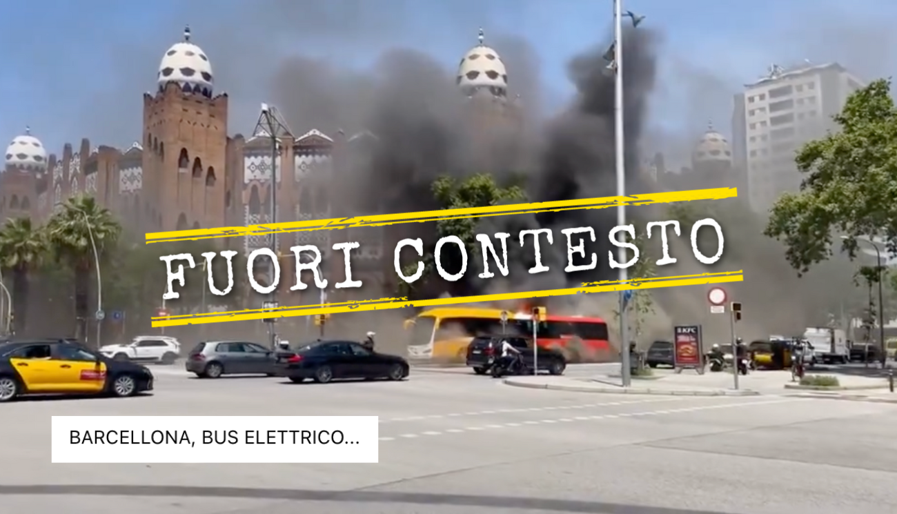 Questo autobus in fiamme a Barcellona non era elettrico